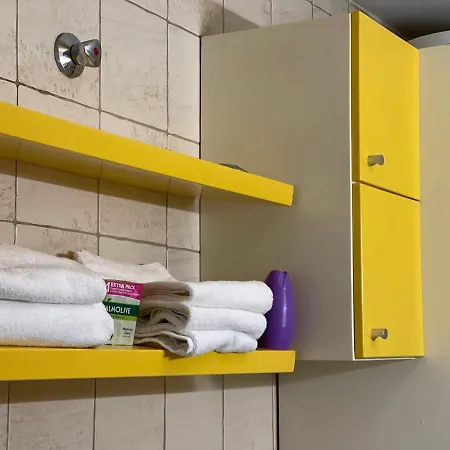 Prickly Pear Corner アパート ティラナ